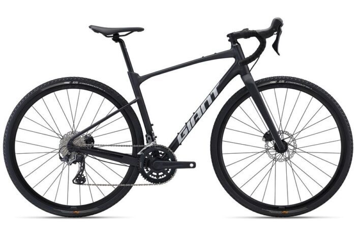 Giant Revolt 0 black 2022